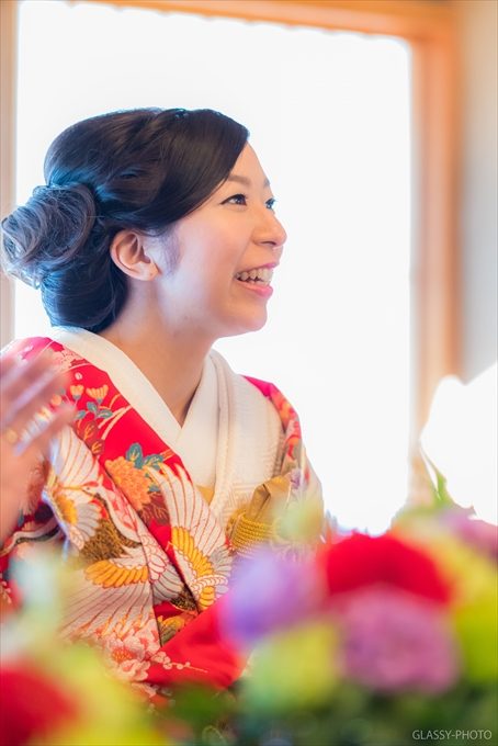 子どもからのメッセージに笑顔の花嫁さん