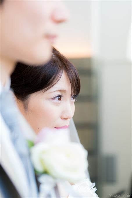 ベールアップで花嫁さんの綺麗なお顔がみえてきます